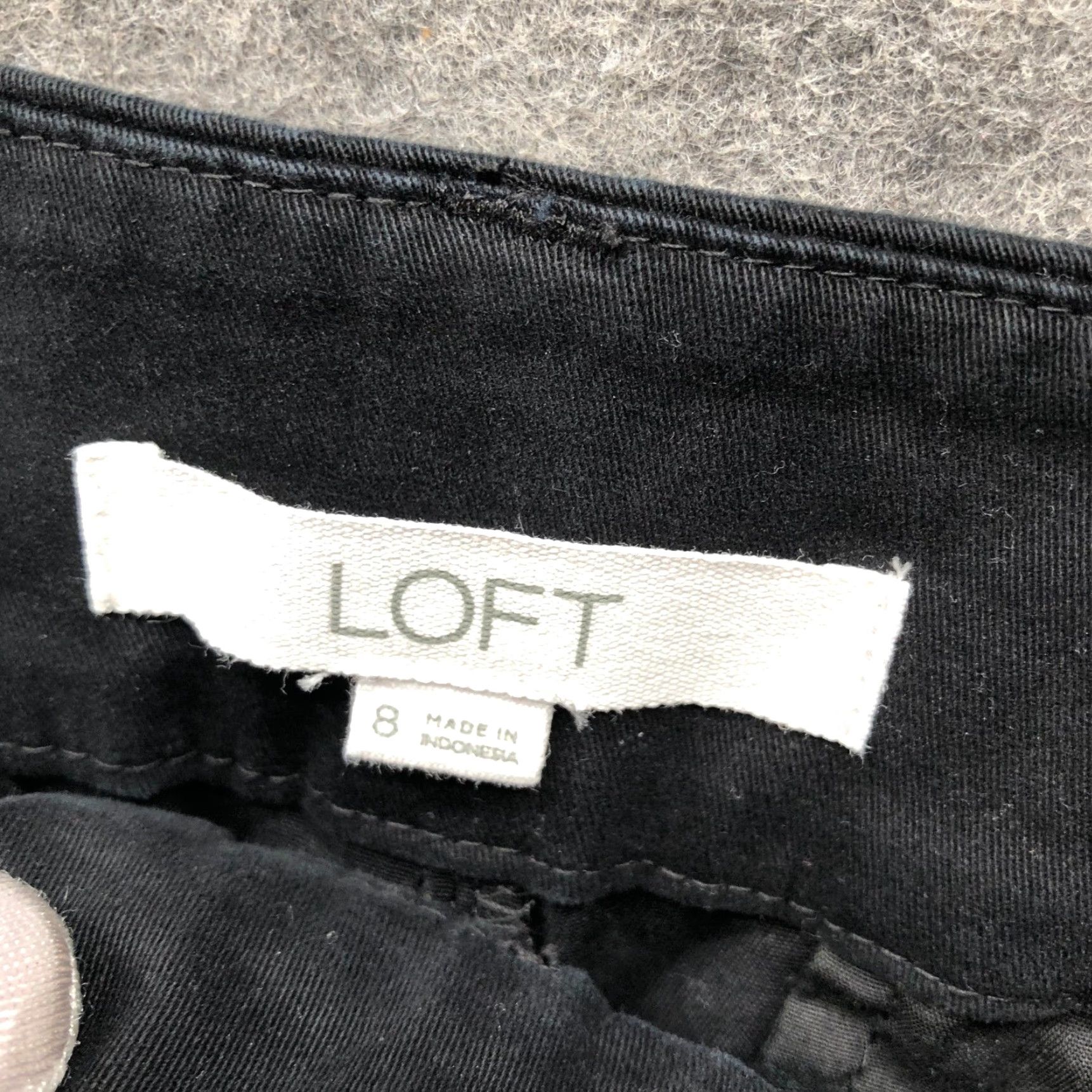 Loft LOFT Utility Straight Pants Womens 8 Black Twill High Rise Relaxed Stretch Chino Wide-Leg Front Patch Pockets Casual Workwear Vintage: No Size 30" / US 8 / IT 44 - 3 Thumbnail