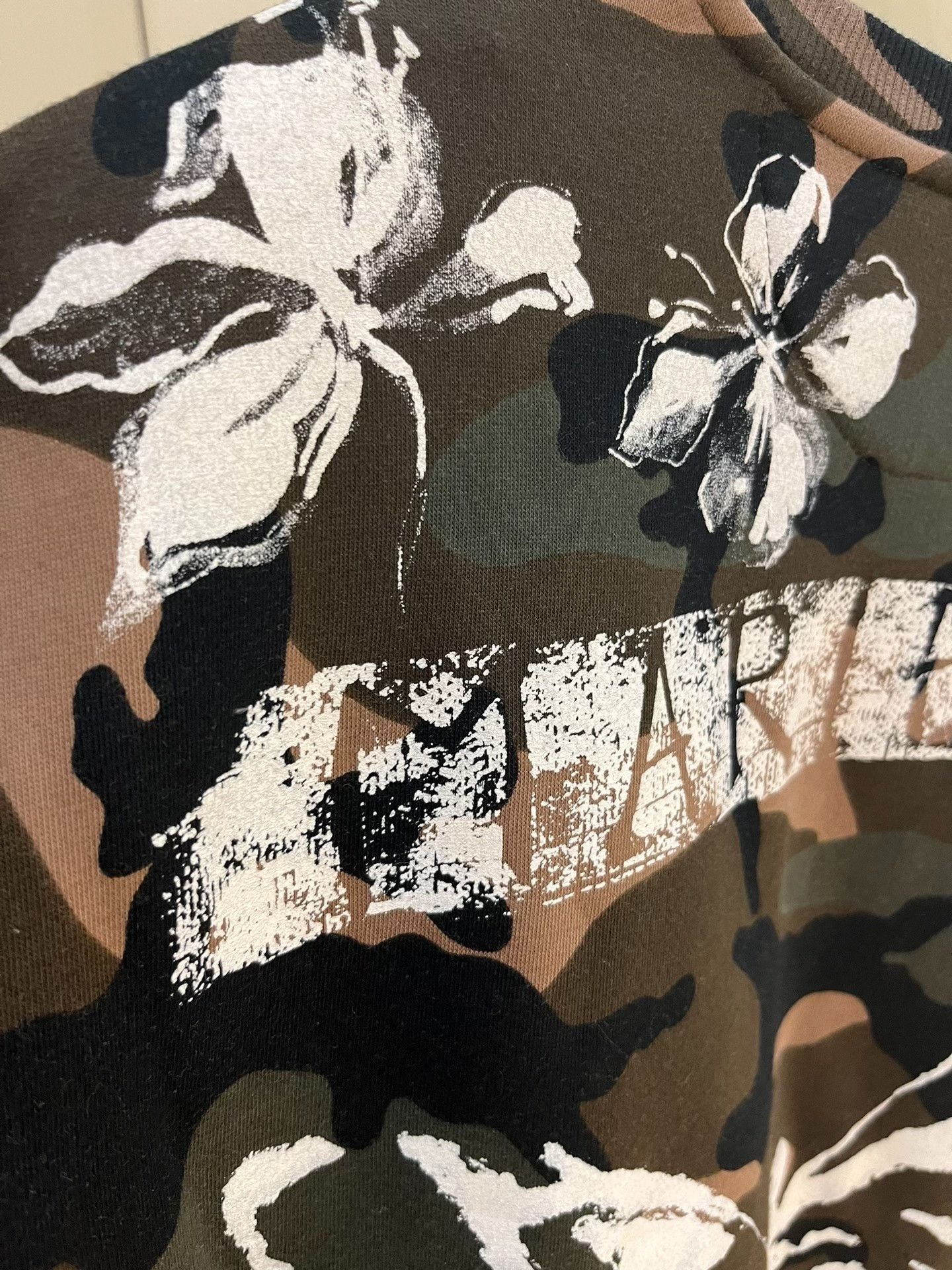 Valentino Valentino Camouflage Print Crewneck Sweatshirt Size US M / EU 48-50 / 2 - 8 Thumbnail
