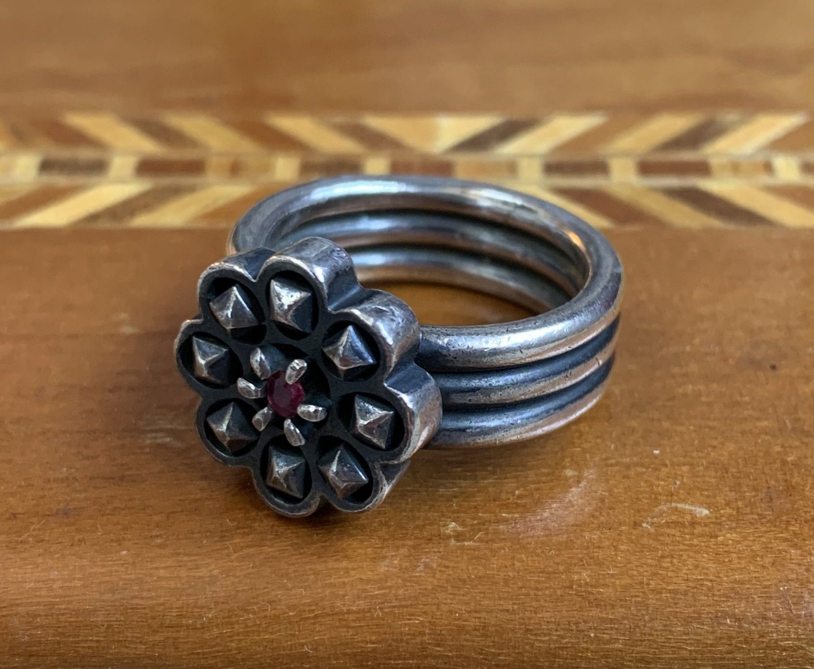 Number (N)ine 2003 Number (N)ine Ruby Studded Silver Ring Size ONE SIZE - 2 Thumbnail