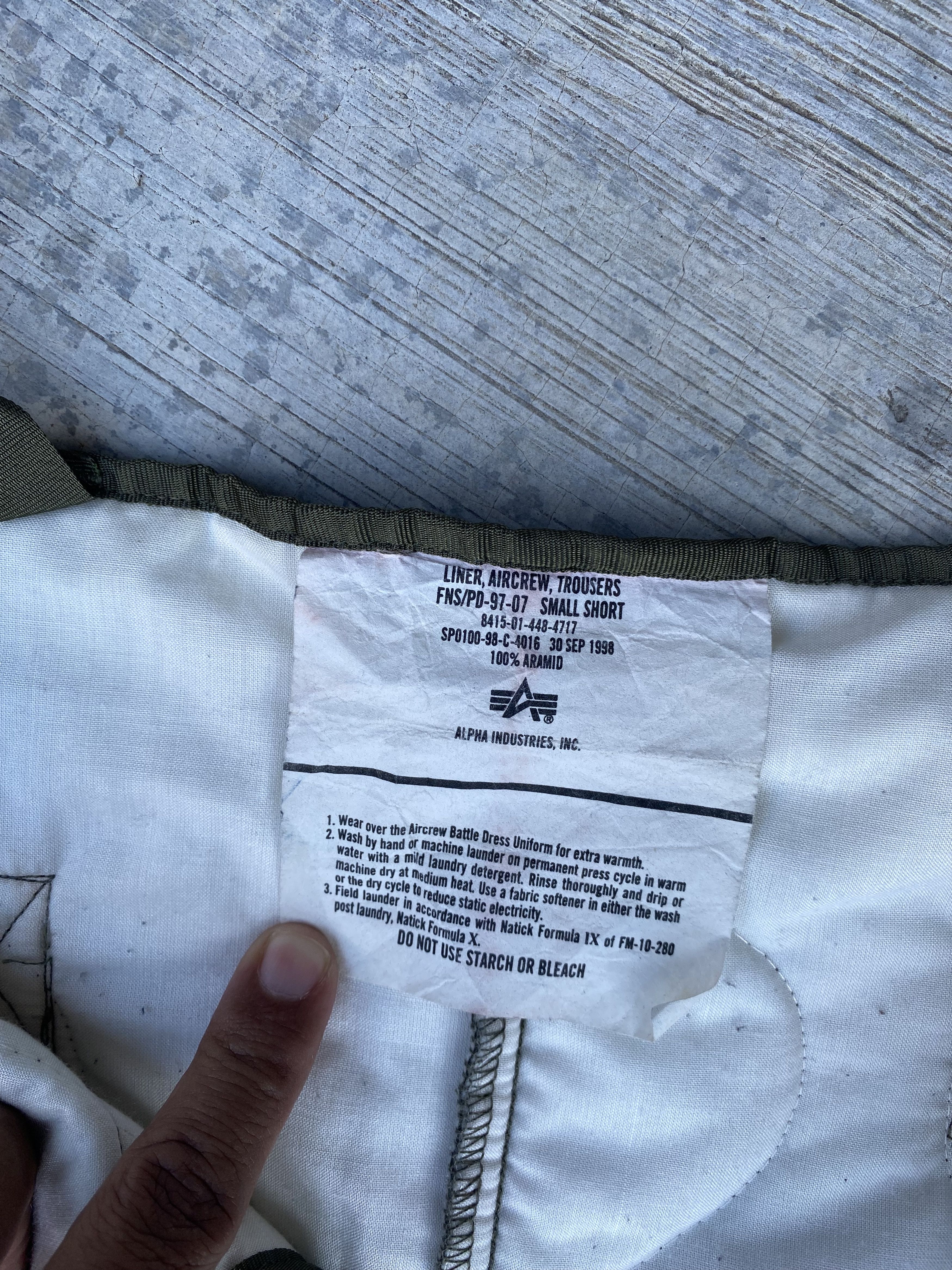 Alpha Industries Vintage Alpha Industri liner aircrew trouser pants Size US 36 / EU 52 - 7 Thumbnail