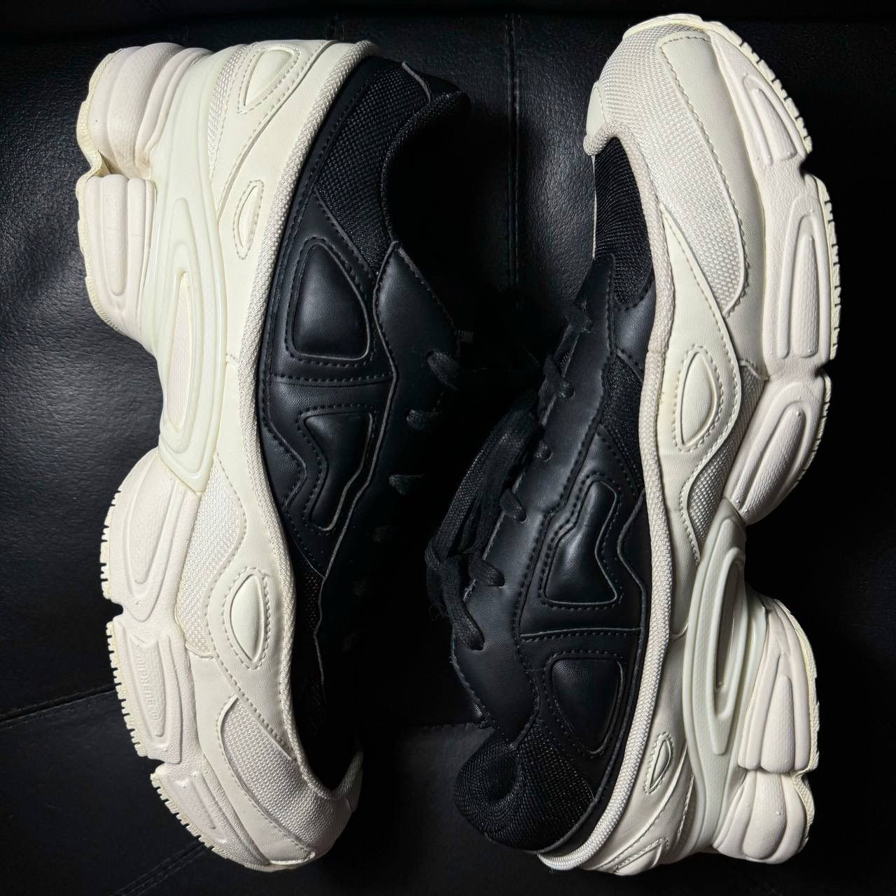 Adidas × Raf Simons 11,5us Adidas Raf Simons Ozweego White Size US 11.5 / EU 44-45 - 5 Thumbnail