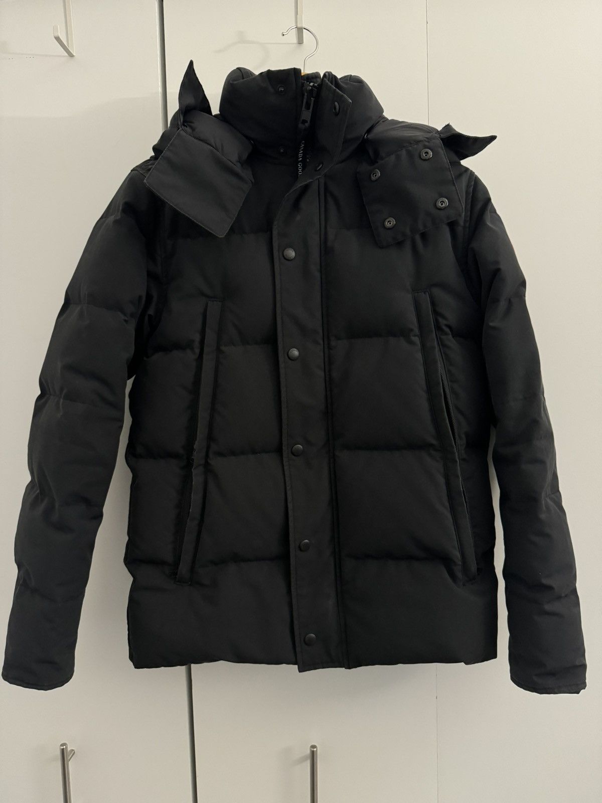 Canada Goose Wyndham Heritage Parka Black with Classic Badge | Grailed