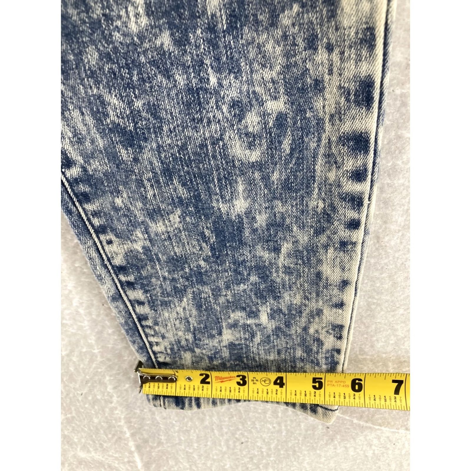 Vintage Aéropostale Jeans 12 Regular Lola Jegging Stonewashed Bleach Low Rise High Rise 90s Womens Jegging Blue Denim Cotton Blend Button Logo Embroidered Size 24" / US 00 / IT 34 - 7 Thumbnail