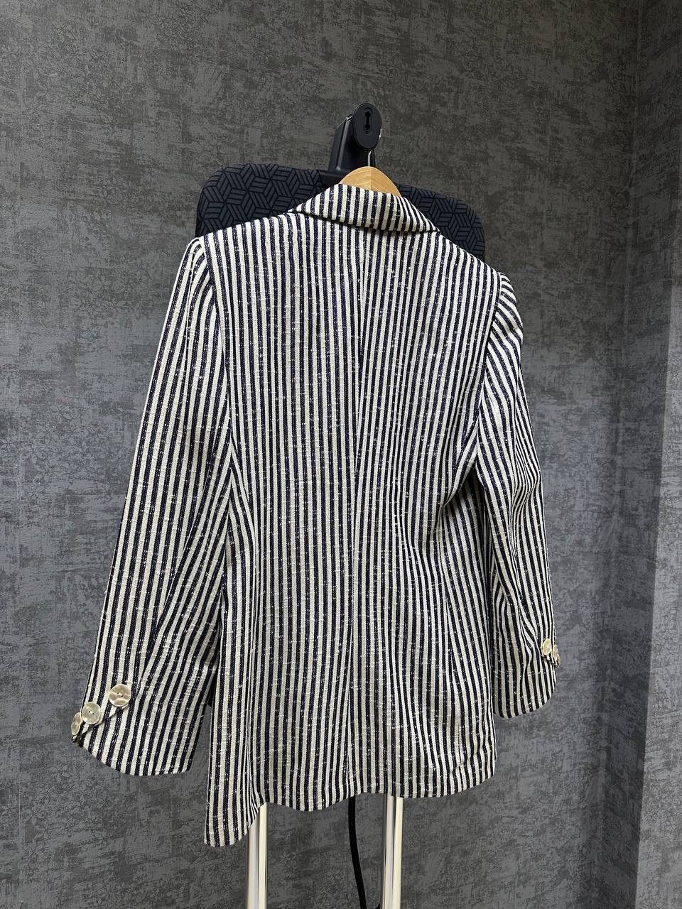 Japanese Brand × Vintage Vintage Miss Torrente Cage Paris Blazer Size L / US 10 / IT 46 - 11 Thumbnail
