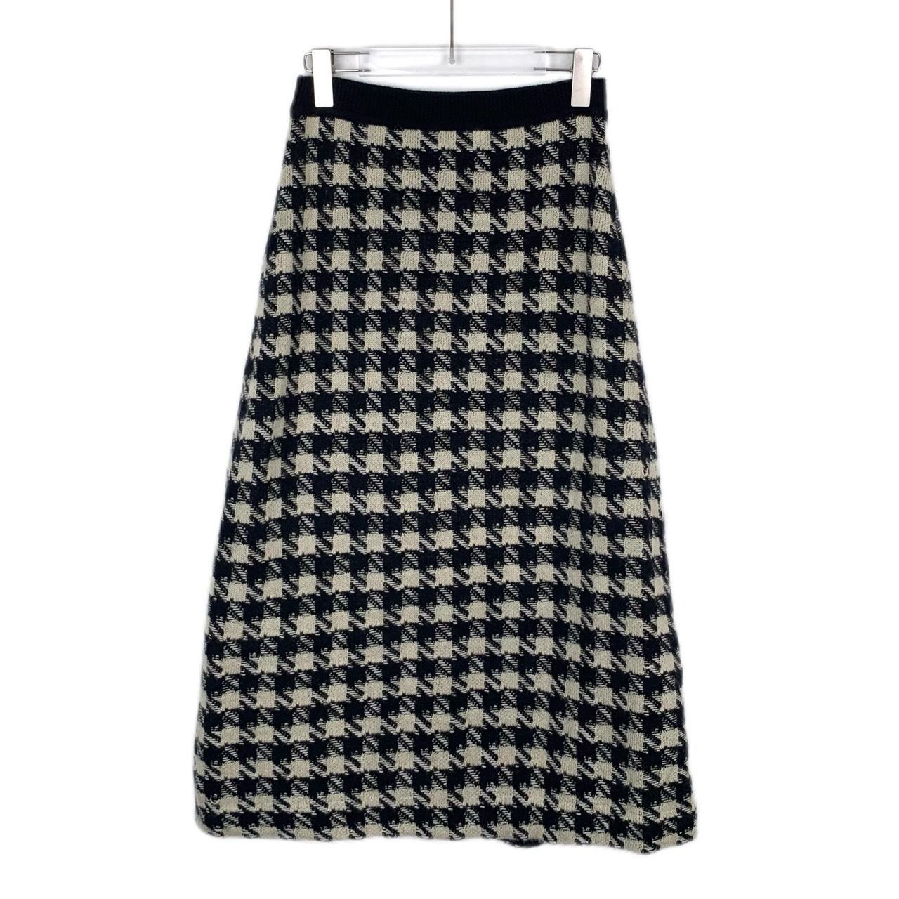 Gucci Gucci Houndstooth Knit A-Line Midi Skirt Made In Italy Black Size M / US 6-8 / IT 42-44 - 2 Thumbnail
