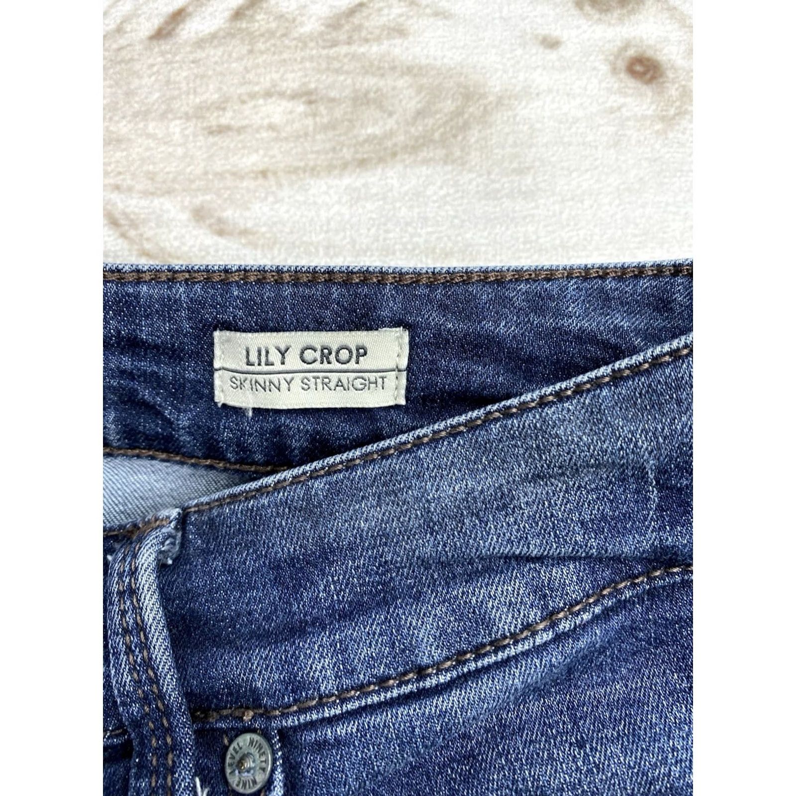 Vintage VINTAGE Level 99 Lily Crop Jeans Womens 27 Dark Distressed Skinny Stretch Denim Blue Cotton Blend Slim Crop Womens Size 27" / US 4 / IT 40 - 4 Thumbnail