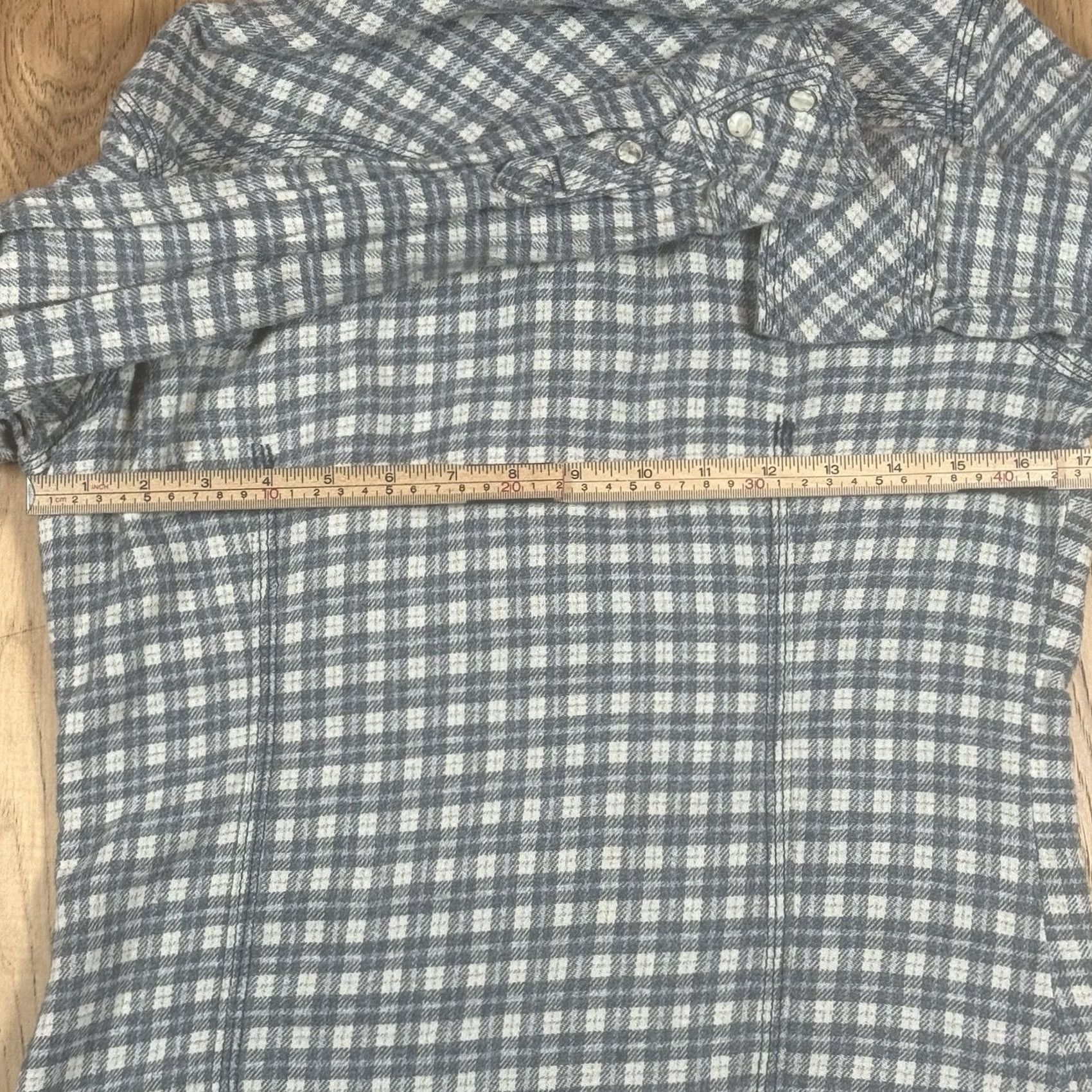 True Religion True Religion Shirt Mens M Blue Plaid Western Short Sleeve Pearl Snap Horseshoe Size US M / EU 48-50 / 2 - 5 Thumbnail