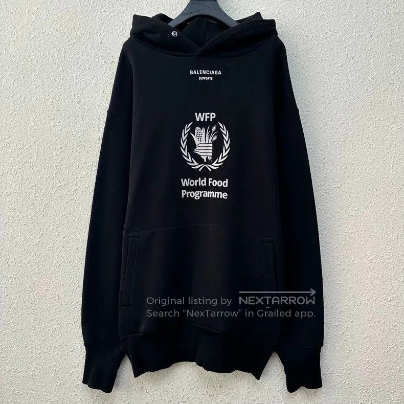 Balenciaga Balenciaga WFP Food Program Hoodie. Size US S / EU 44-46 / 1 - 1 Thumbnail