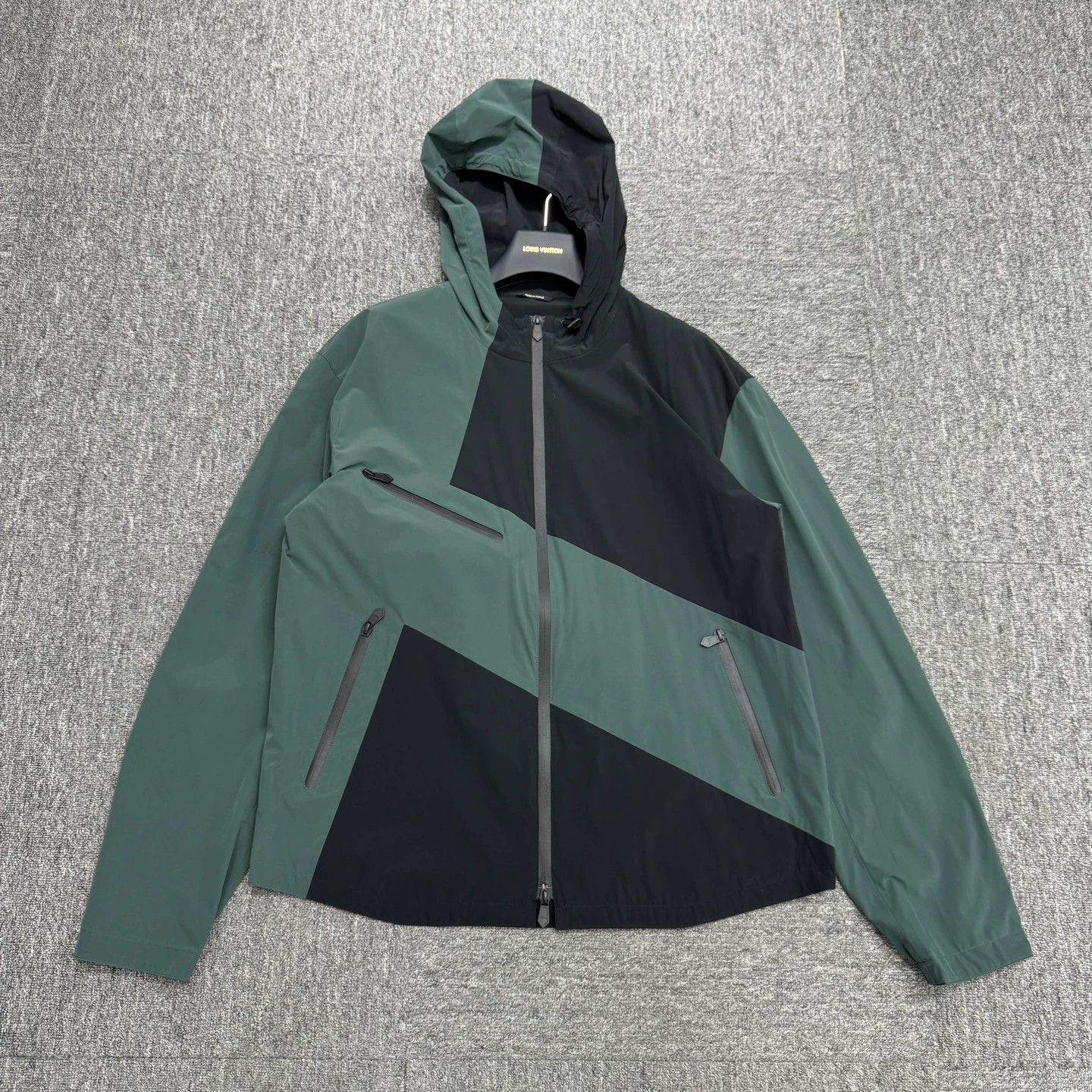 Hermes Hermes Nylon Colorblock Shell Jacket Size US M / EU 48-50 / 2 - 1 Thumbnail