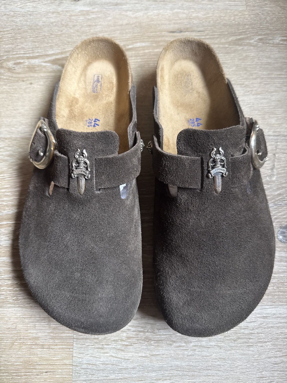 Birkenstock × Chrome Hearts Chrome Hearts x Birkenstock Mocca Brown Dagger Size US 11 / EU 44 - 1 Thumbnail