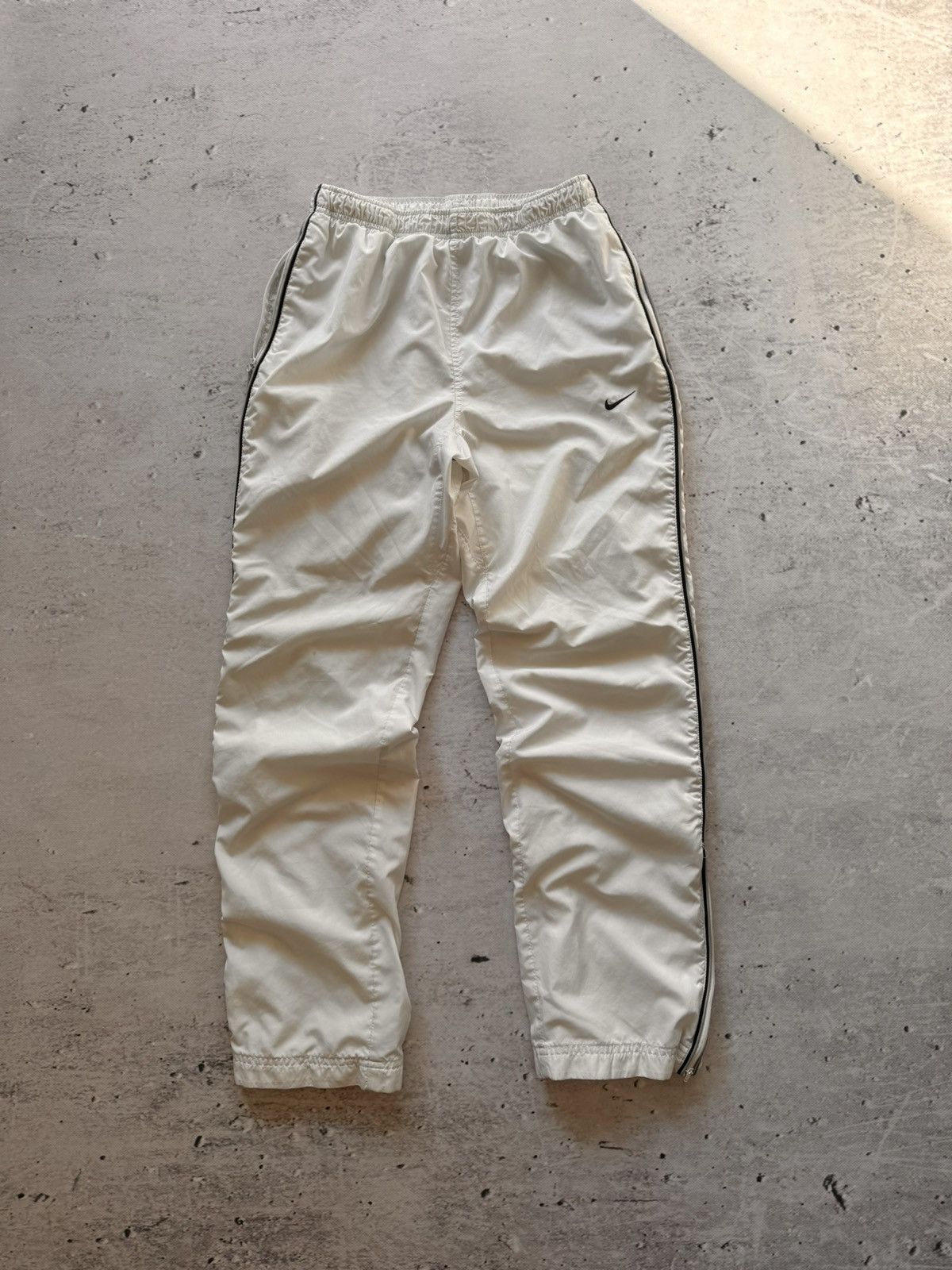 Nike × Vintage NIKE VINTAGE BASIC LOGO OVERSIZE BAGGY PANTS Size US 32 / EU 48 - 1 Thumbnail