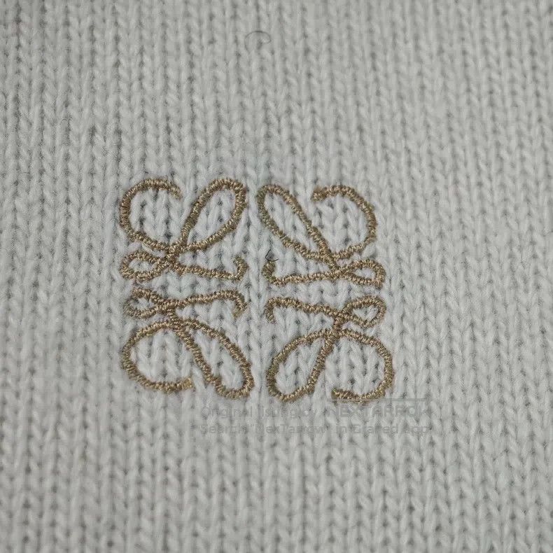 Loewe Loewe Red, grey, and brown embroidered logo irregular wool Size M / US 6-8 / IT 42-44 - 7 Thumbnail