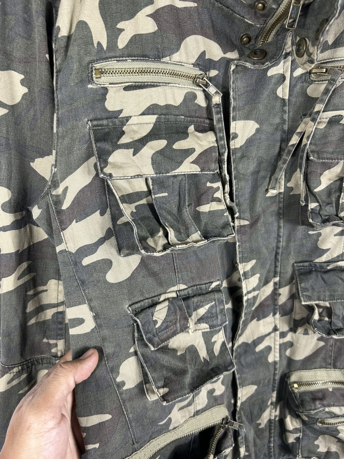 Japanese Brand ⚡️Vintage Fazbee Camo Hooded Multi Pocket Zipper Jacket Size M / US 6-8 / IT 42-44 - 7 Thumbnail