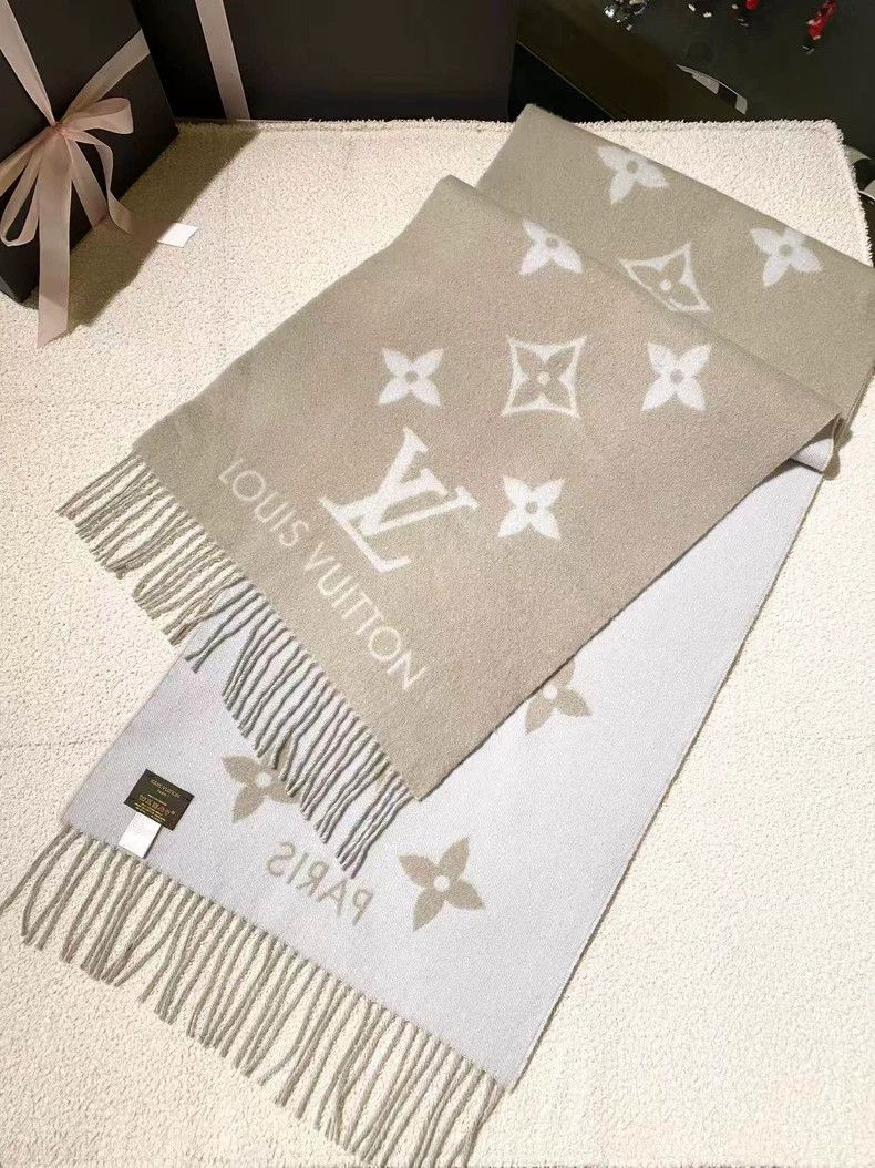Louis Vuitton Louis Vuitton Cashmere presbyopic full print cashmere scar Size ONE SIZE - 1 Thumbnail