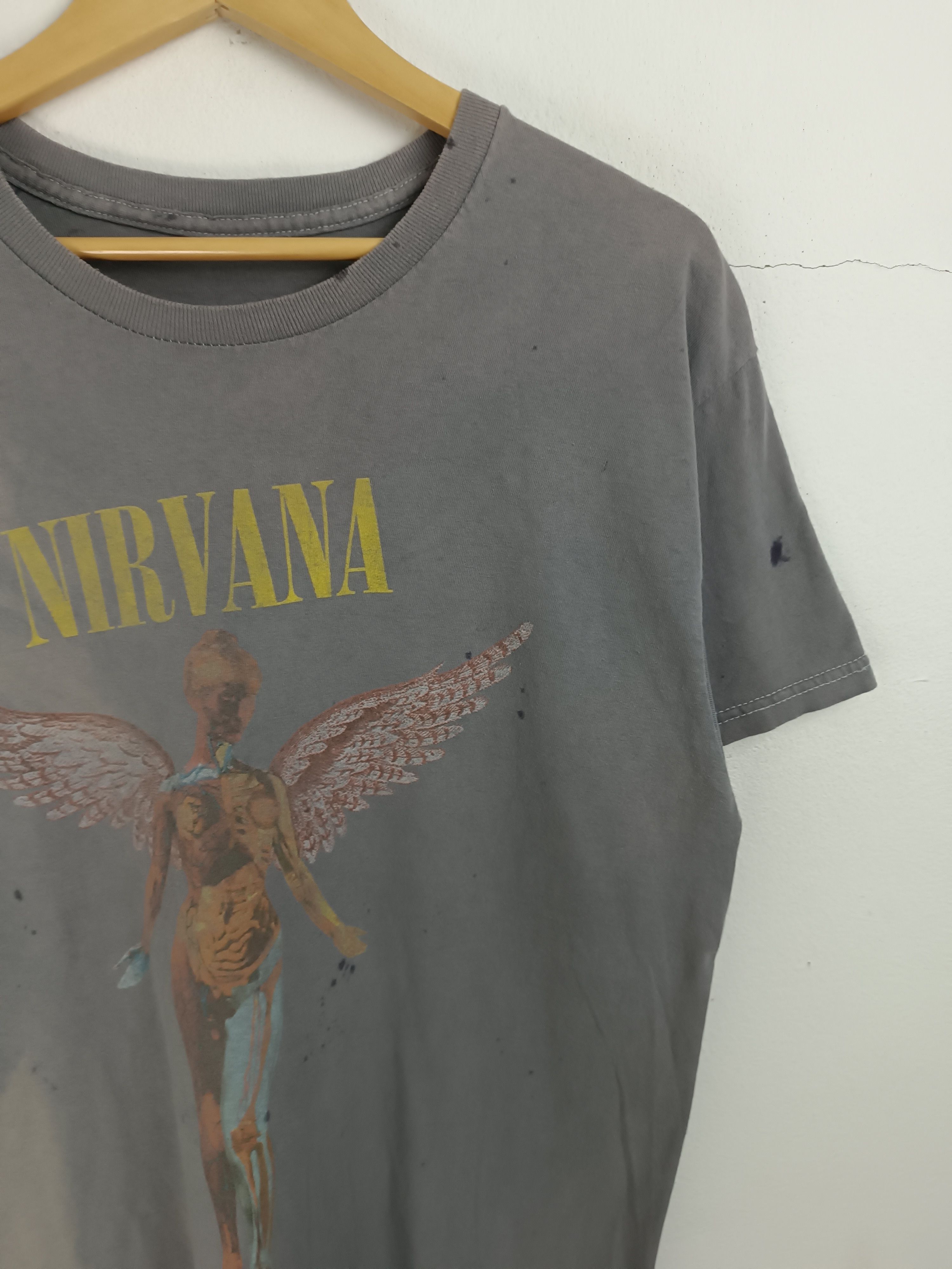 Vintage THRASHED FADED VINTAGE NIRVANA IN UTERO GRUNGE TEE VERY RARE Size US L / EU 52-54 / 3 - 6 Thumbnail