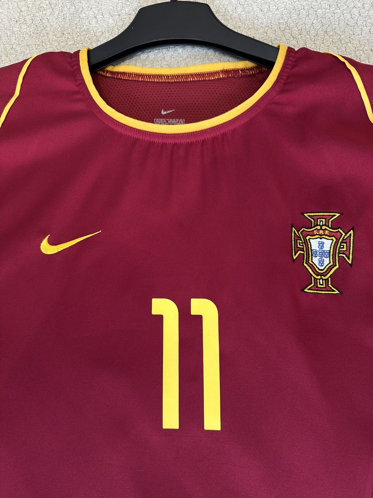 Nike Portugal 2003 Home Player Issue Ronaldo Debut Size US M / EU 48-50 / 2 - 5 Thumbnail