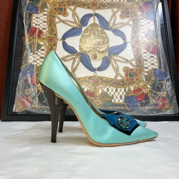 Other Louis Vuitton Crystal Embellished Heels for Women -2508 Size US 6 / IT 36 - 7 Thumbnail
