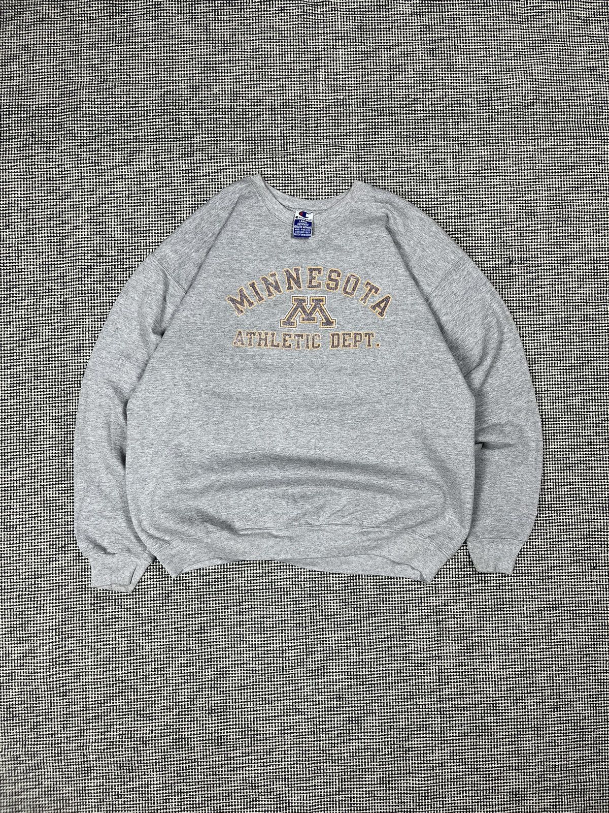 Vintage vintage y2k university of Minnesota champion sweatshirt Size US L / EU 52-54 / 3 - 1 Thumbnail