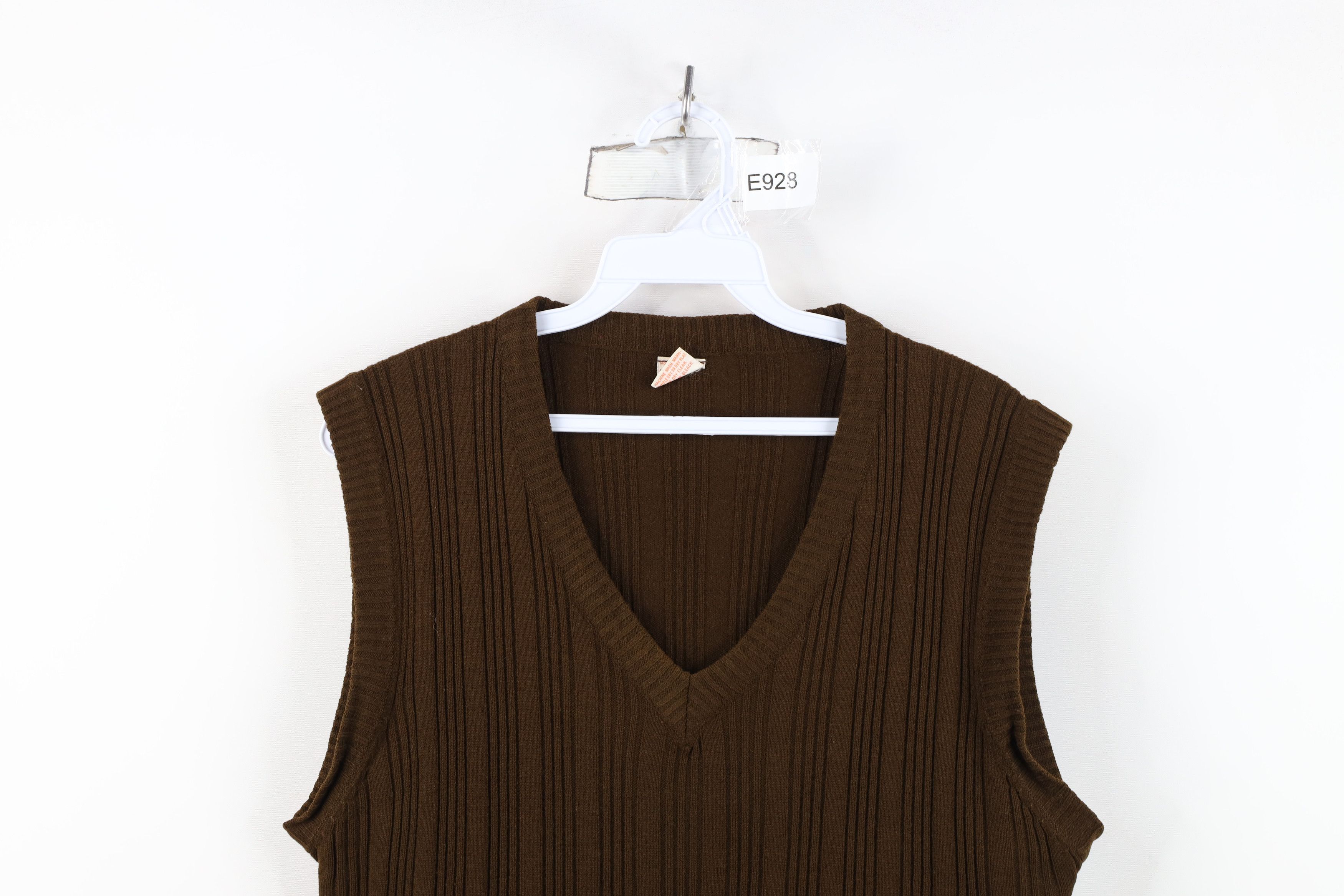 Vintage Vintage 70s Streetwear Chunky Ribbed Knit Sweater Vest Brown Size L / US 10 / IT 46 - 2 Thumbnail