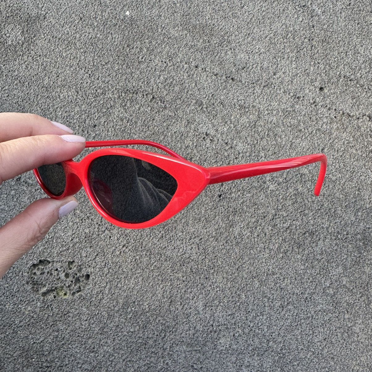 Other SUNGLASSES BRAND NEW CLASSIC RETRO VINTAGE YT2037-03 Size ONE SIZE - 2 Thumbnail