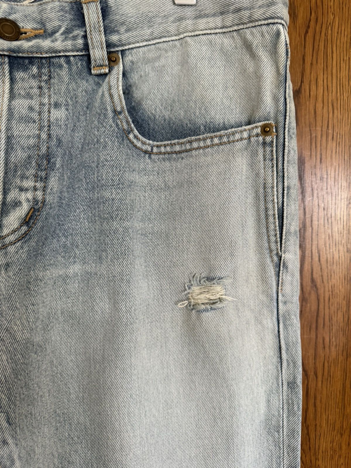 Saint Laurent Paris SS23 Saint Laurent distressed slim jeans Santa Monica 31 Size US 31 - 14 Thumbnail