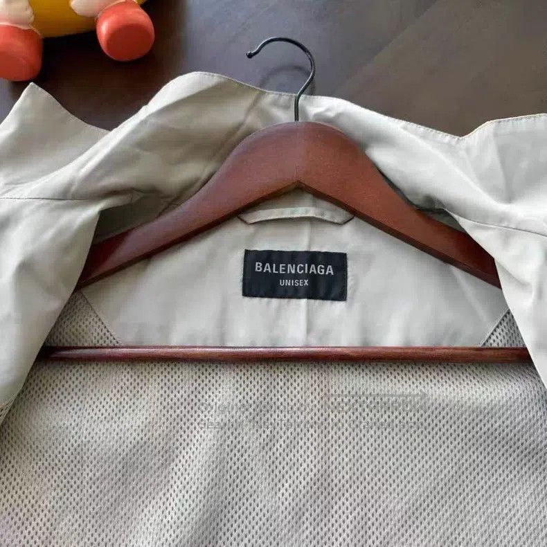 Balenciaga Balenciaga Beige Jacket Size US XS / EU 42 / 0 - 6 Thumbnail