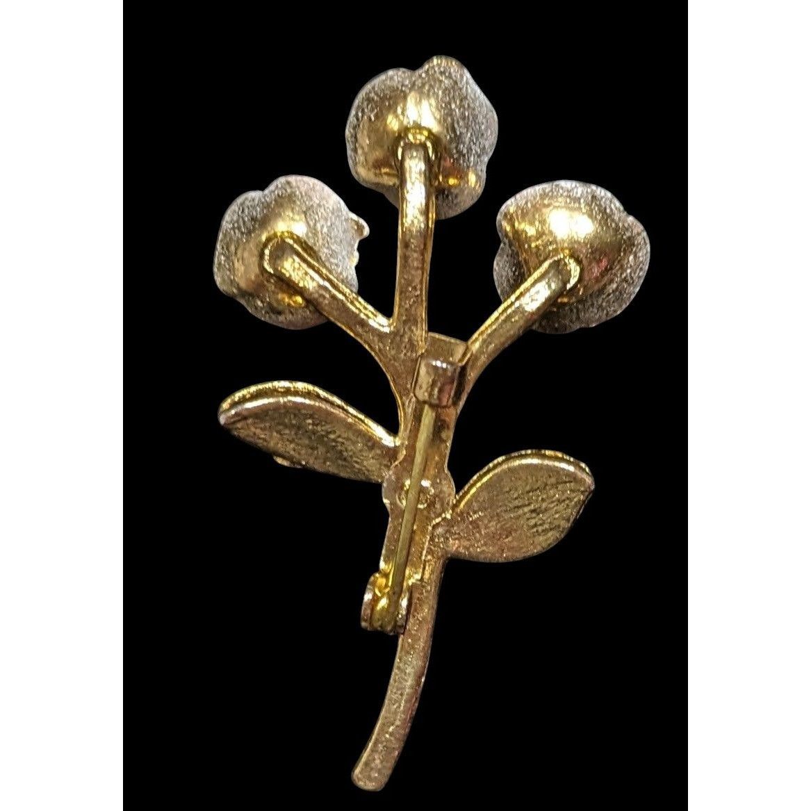 Other Vintage Cottagecore White And Purple Rose Brooch With Gold T Size ONE SIZE - 2 Thumbnail
