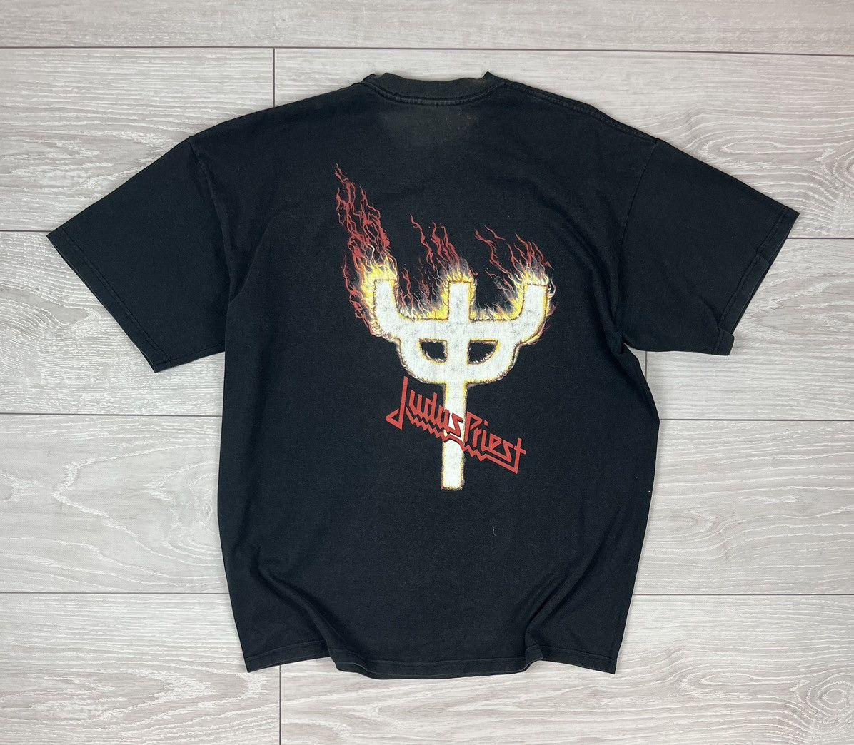 Band Tees Judas Priest 2004 Band Tee Vintage Black T Shirt Size US XL / EU 56 / 4 - 2 Thumbnail