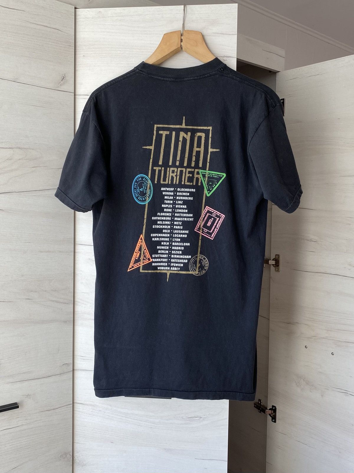 The Unbranded Brand Rare Vintage Tina Turner Foreign Affair Tour T-Shirt Concert Size US L / EU 52-54 / 3 - 3 Thumbnail