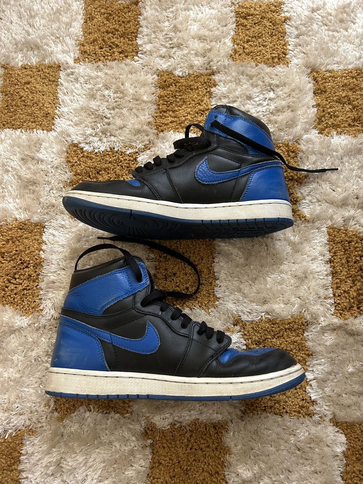 Jordan Brand Nike AIR JORDAN 1 RETRO HIGH OG BLACK ROYAL WHITE Blue size 9.5 Grailed