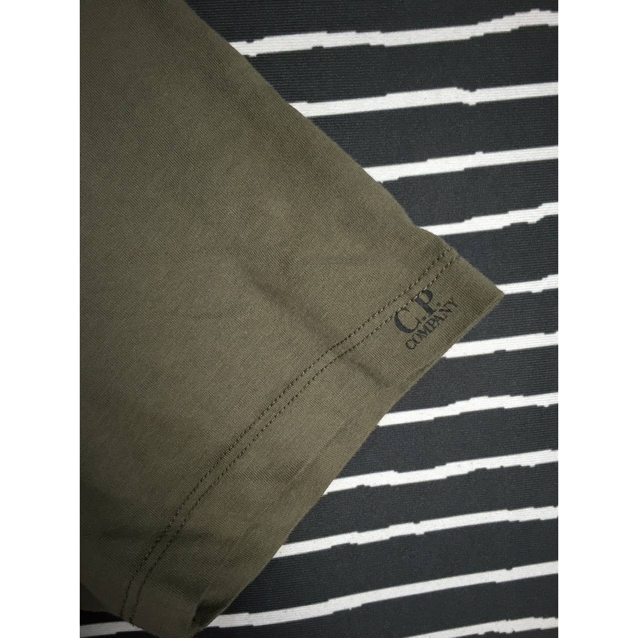 C.P. Company C.P. Company Lens Pocket Relaxed-Fit Casual Wear Tee Size US M / EU 48-50 / 2 - 7 Thumbnail