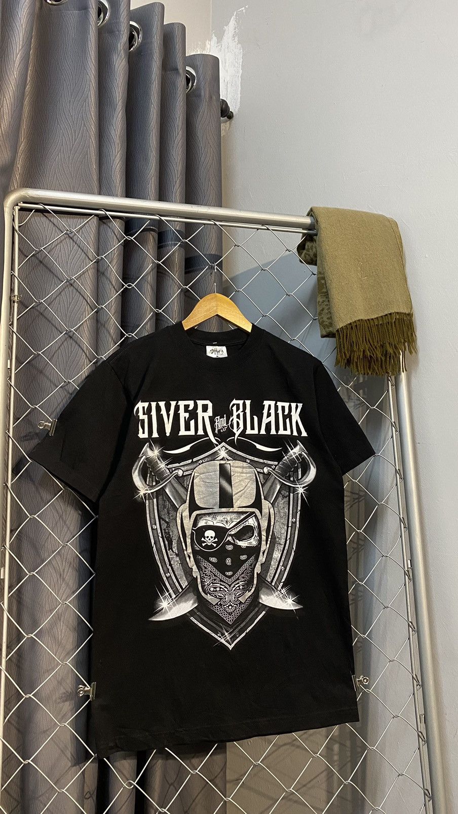 NFL × Vintage BOOTLEG RAIDERS BIG PRINT SOLID CONDITION MEDIUM Size US M / EU 48-50 / 2 - 1 Thumbnail