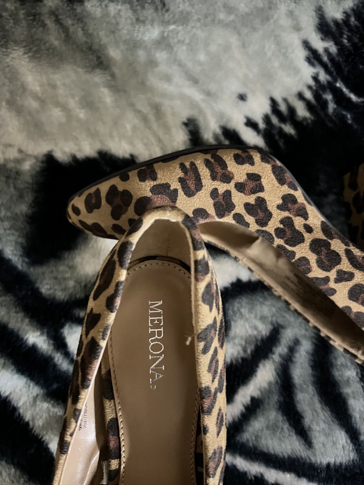 Merona Cheetah Heels Size US 6 / IT 36 - 2 Thumbnail