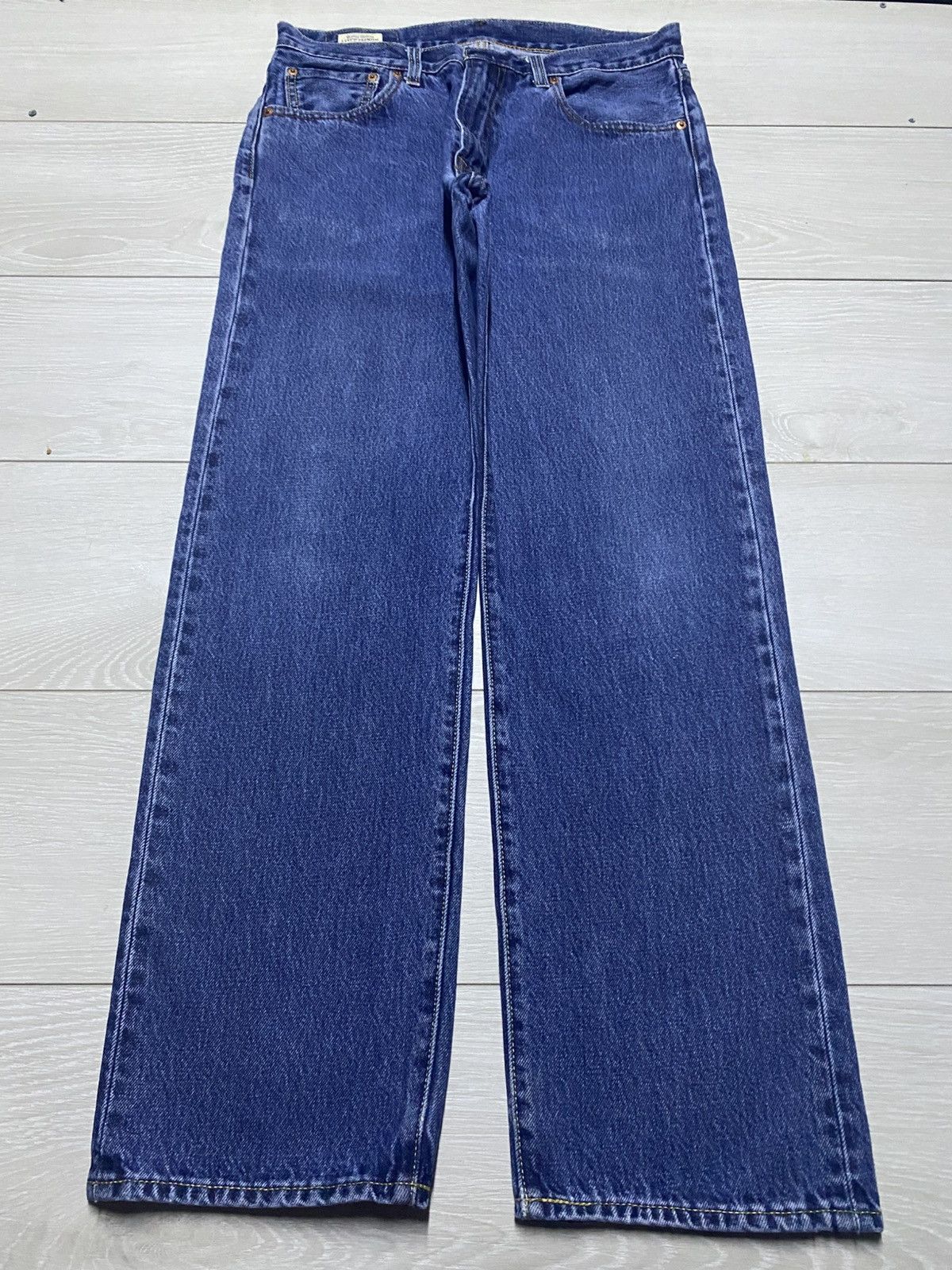 Levi's Vintage Levis Big E Blue Wash Distressed Loose Jeans Size US 32 / EU 48 - 1 Thumbnail