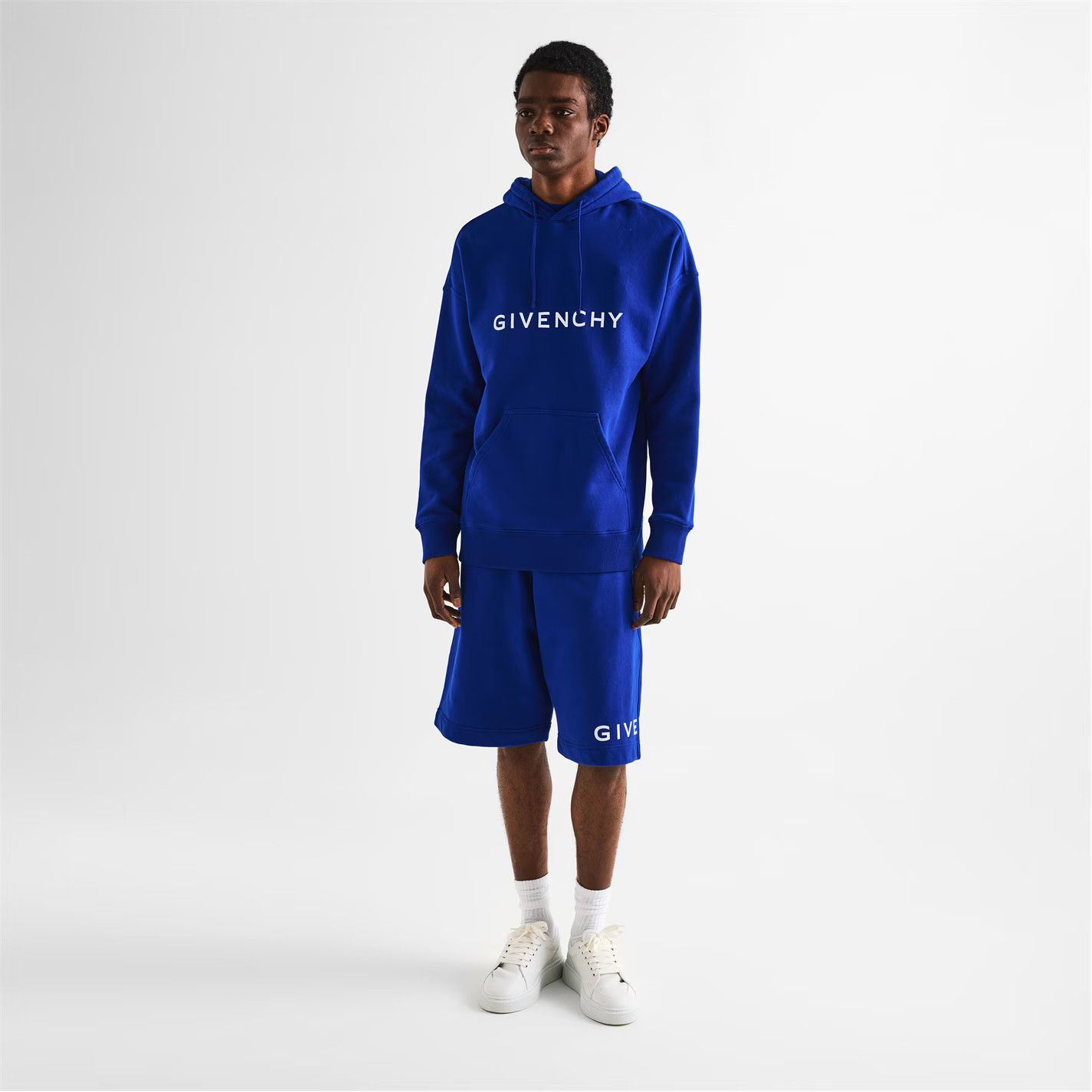 Givenchy o1g2r1mq0426 Archetype Hoodie in Blue Size US M / EU 48-50 / 2 - 6 Thumbnail