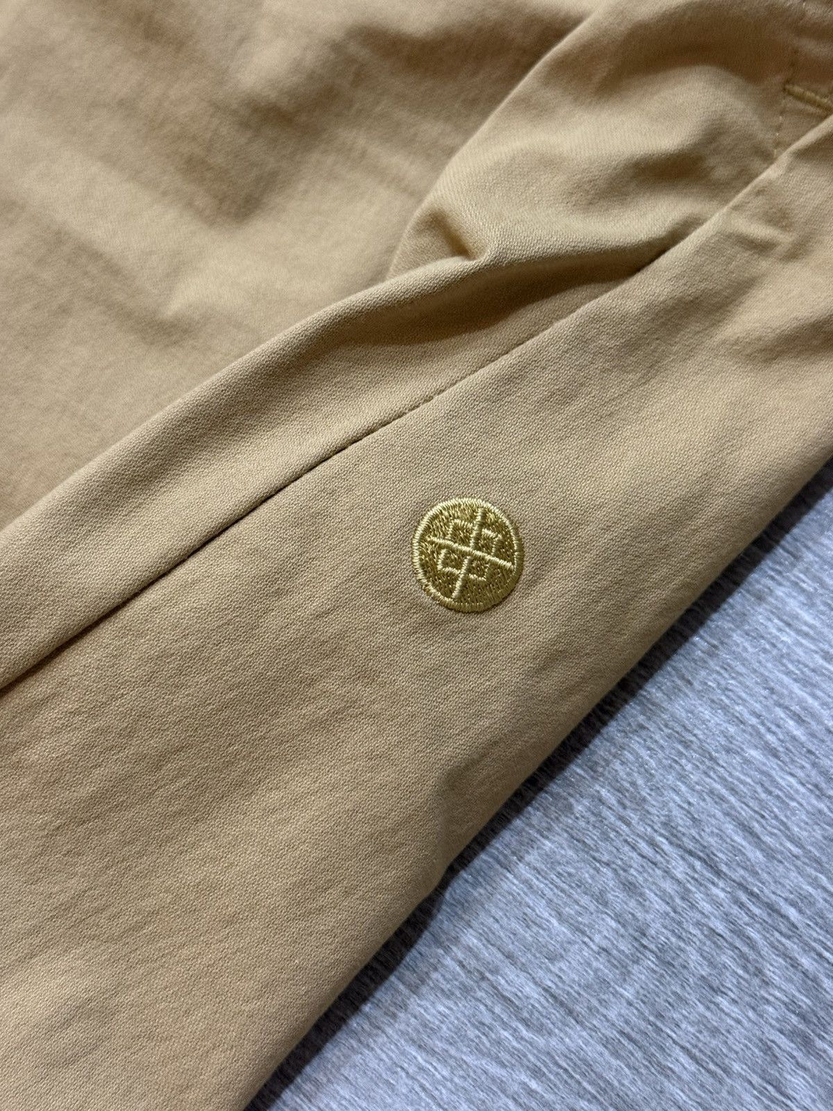 Stance Socks Men's Stance Compound Chino ShortsFreshtek Khaki Sz L Large Size US 36 / EU 52 - 3 Thumbnail