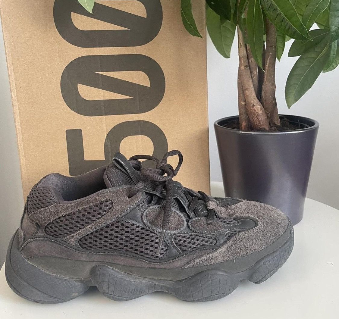 Adidas Men Size 7 F36640 Adidas Yeezy 500 Utility Black Shoes Size US 7 / EU 40 - 1 Thumbnail