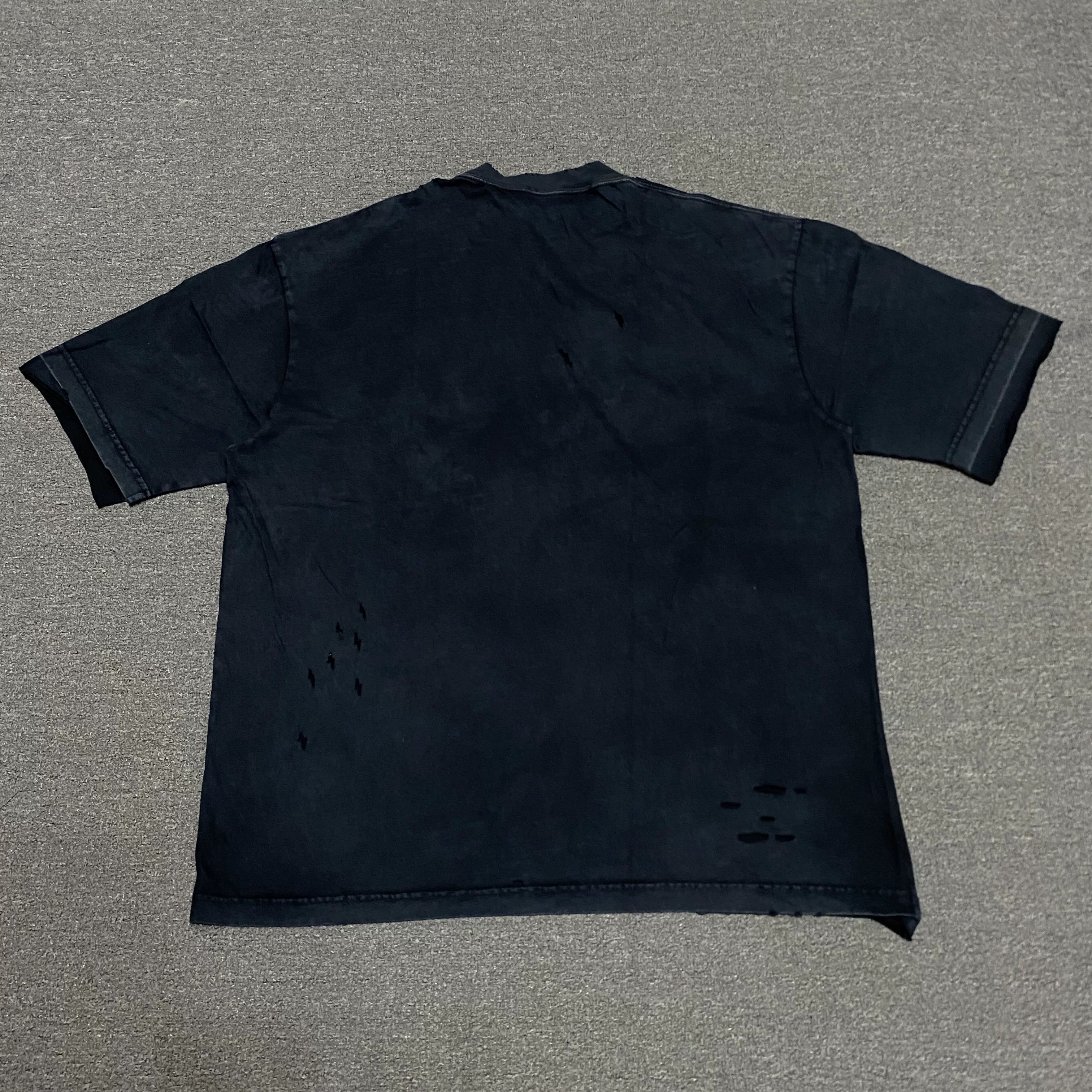 Balenciaga balenciaga distressed short sleeve t-shirt Size US L / EU 52-54 / 3 - 3 Thumbnail