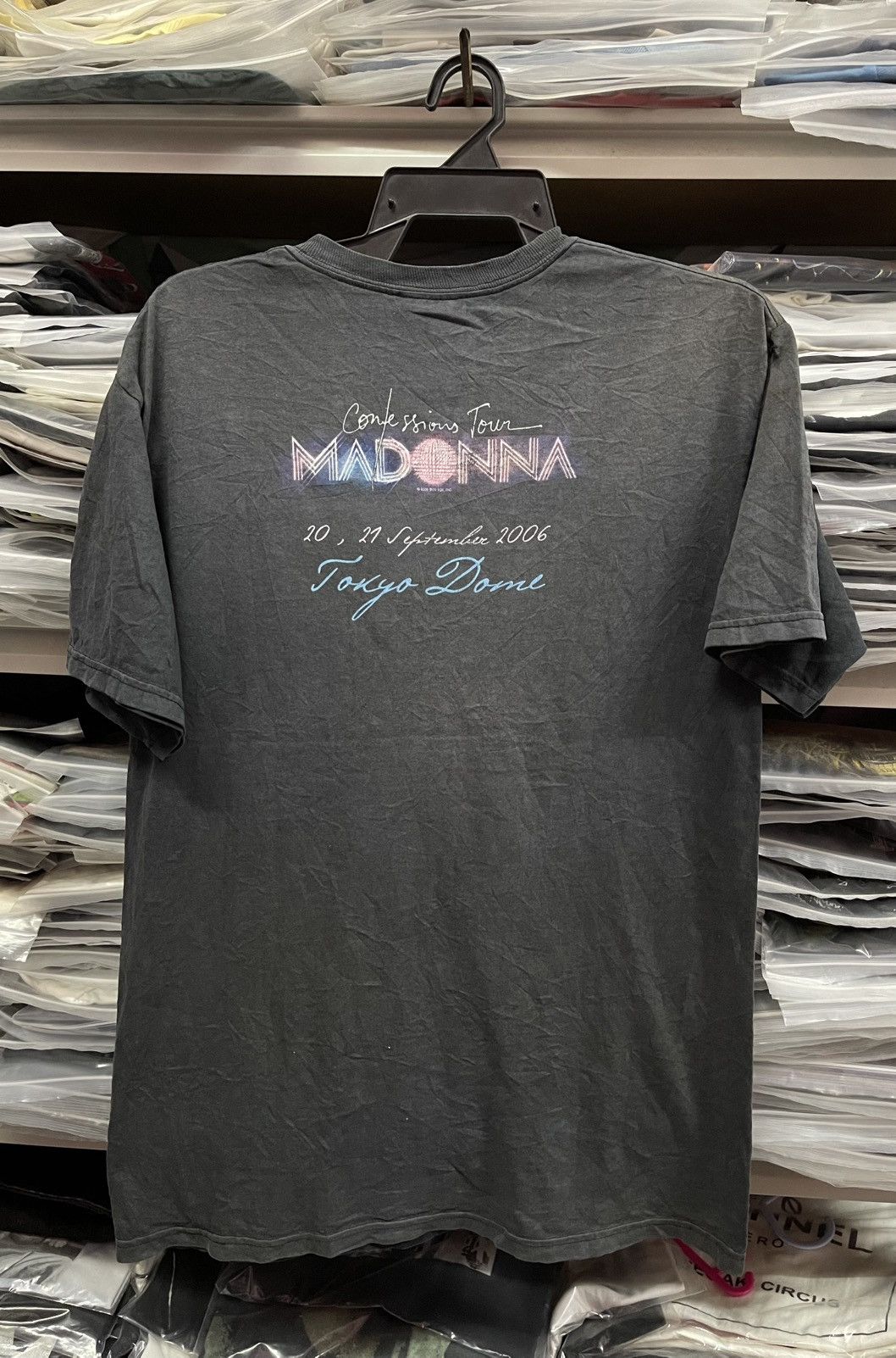 Vintage Vintage Y2K Madonna Tour🔥🔥🔥 Size US M / EU 48-50 / 2 - 8 Thumbnail
