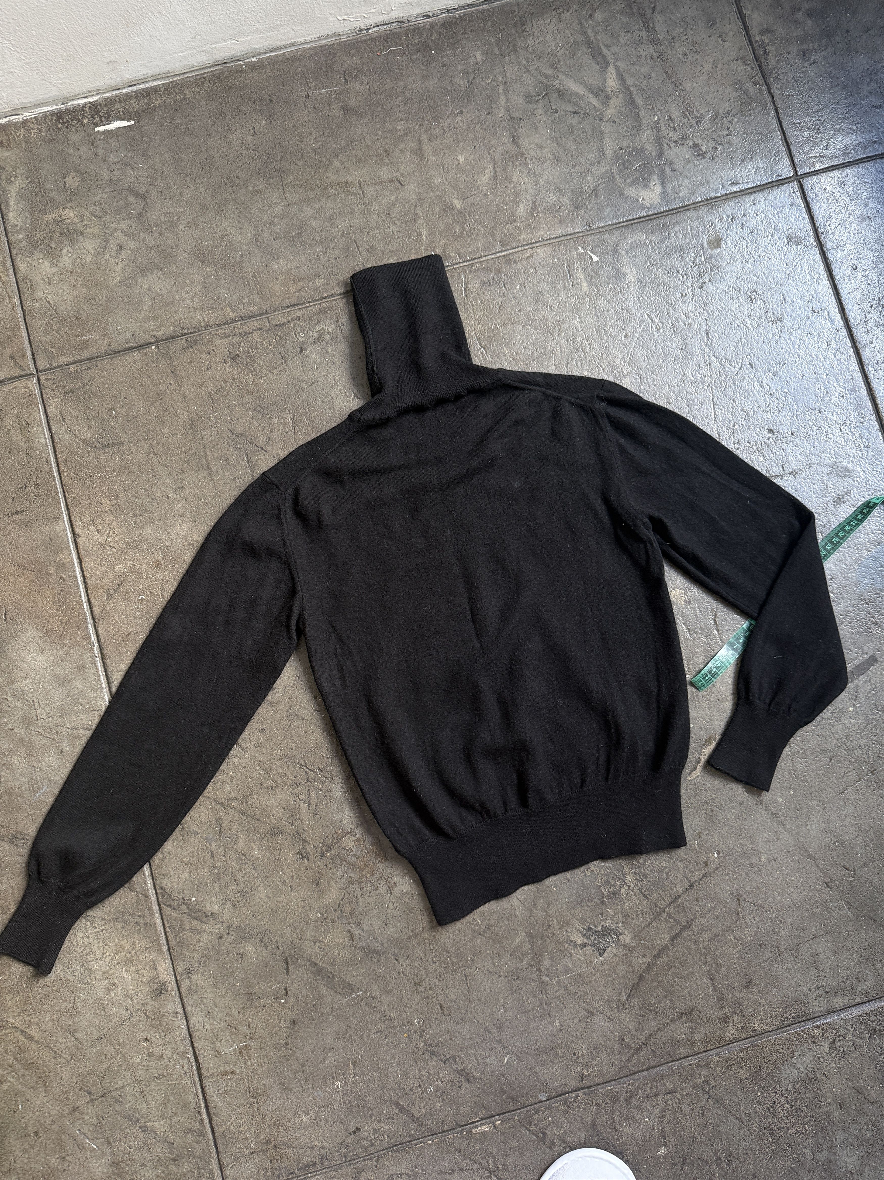 Vivienne Westwood 2018 Vivienne Westwood Black Turtleneck w/ Embroidered Orb Size M / US 6-8 / IT 42-44 - 3 Thumbnail