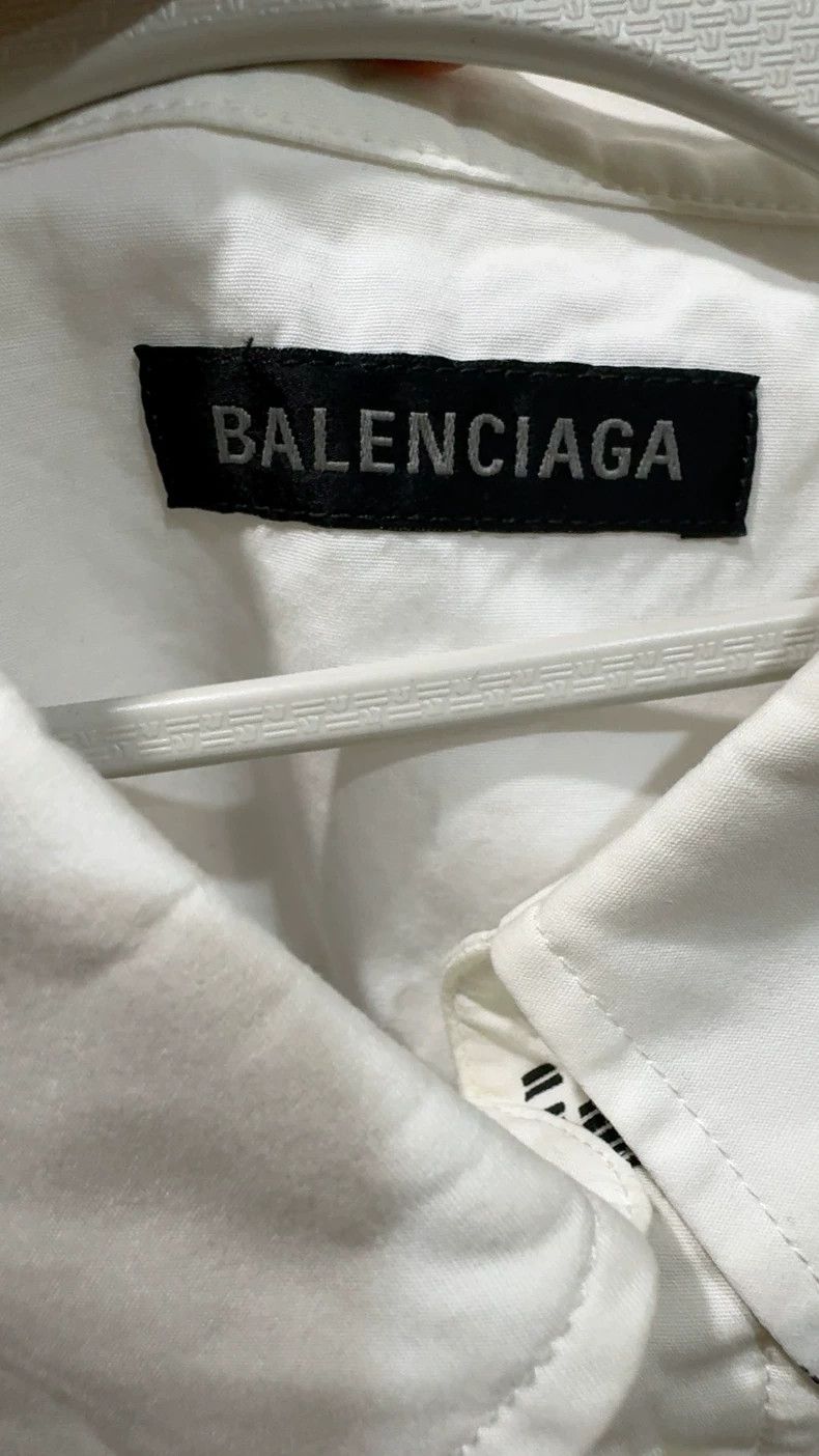 Balenciaga Balenciaga size 37 Classic white shirt Size US M / EU 48-50 / 2 - 4 Thumbnail