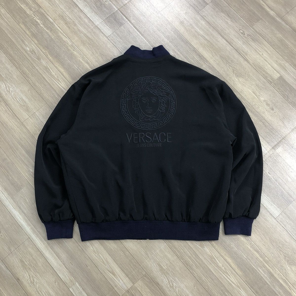 Versace 🇮🇹Gianni Versace Jeans Couture Medusa Reversible Silk Jacket Size US L / EU 52-54 / 3 - 19 Thumbnail