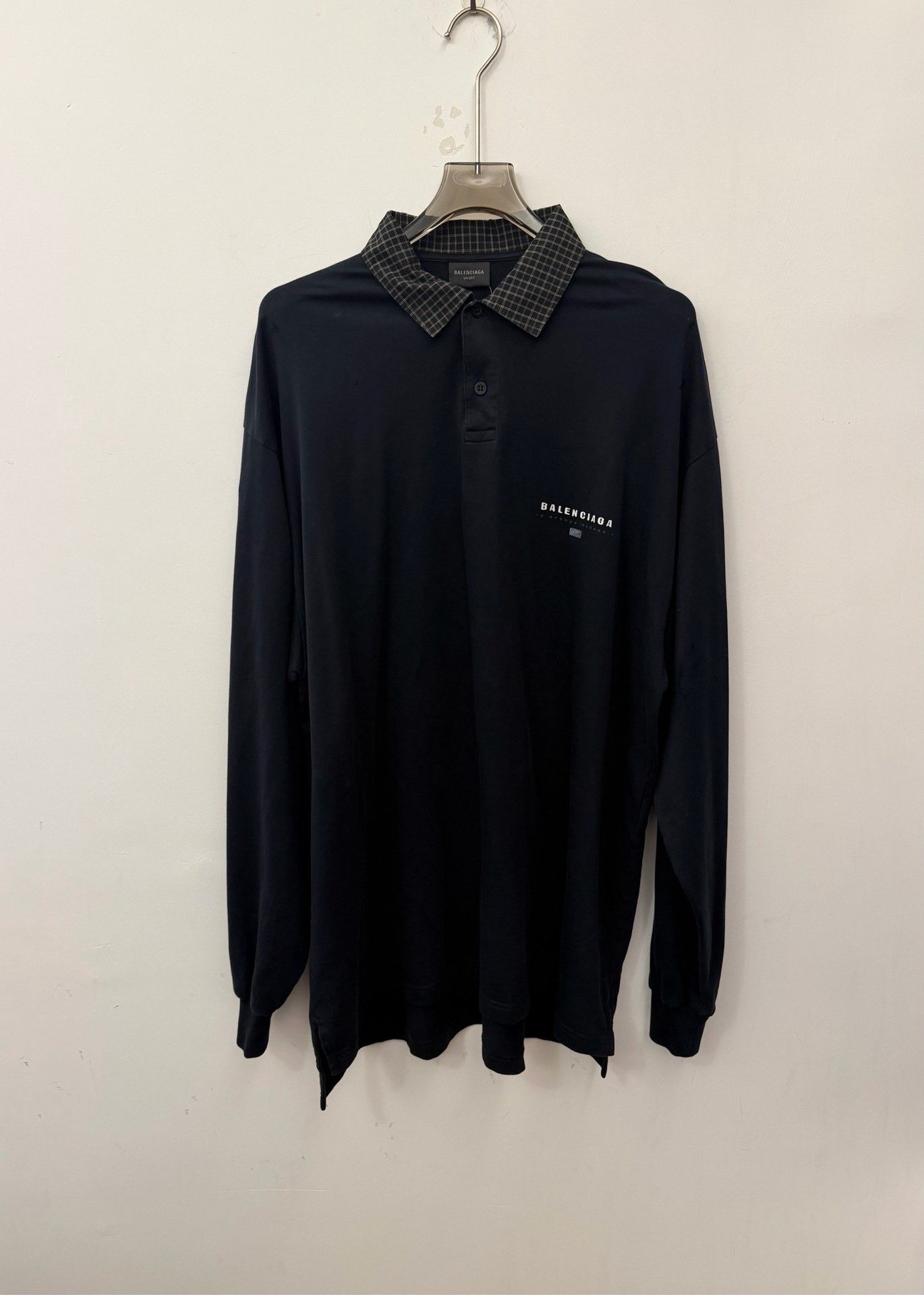 Balenciaga Balenciaga Checkered Collar Long Sleeve Polo Size 3 Size US L / EU 52-54 / 3 - 1 Thumbnail