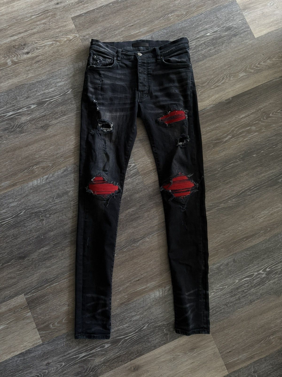 Amiri Amiri MX1 Jeans ‘Vintage Black’ Red Patches Size US 30 / EU 46 - 1 Thumbnail