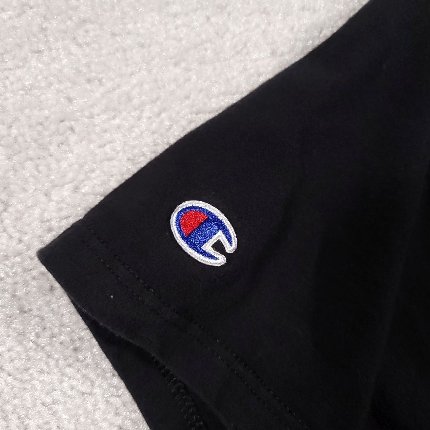 Champion VINTAGE Champion Shirt Mens 2XL Black Crew Neck Short Sleeve Embroidered Logo T Size US XXL / EU 58 / 5 - 5 Thumbnail