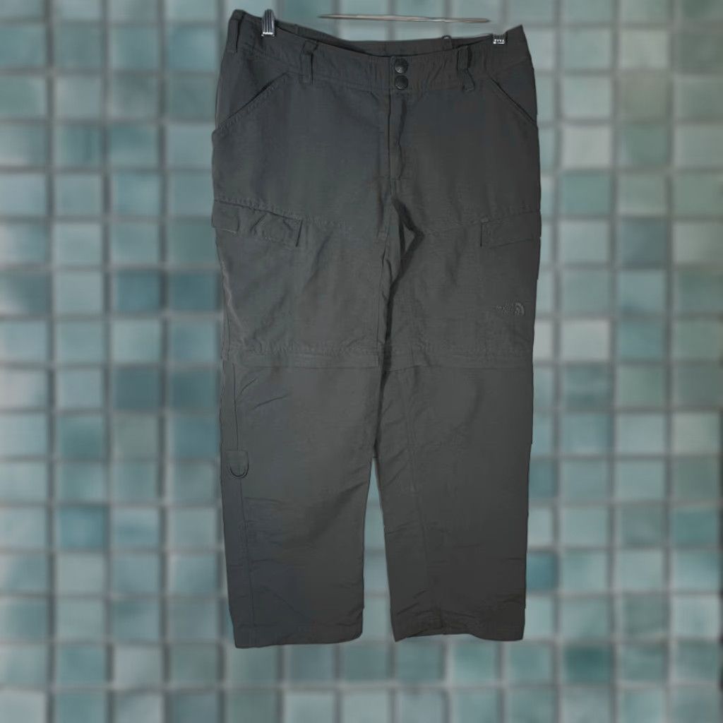 The North Face THE NORTH FACE Pants Womens 8 Short Gray Convertible Lightweight Hiking Outdoor Size 30" / US 8 / IT 44 - 1 Thumbnail