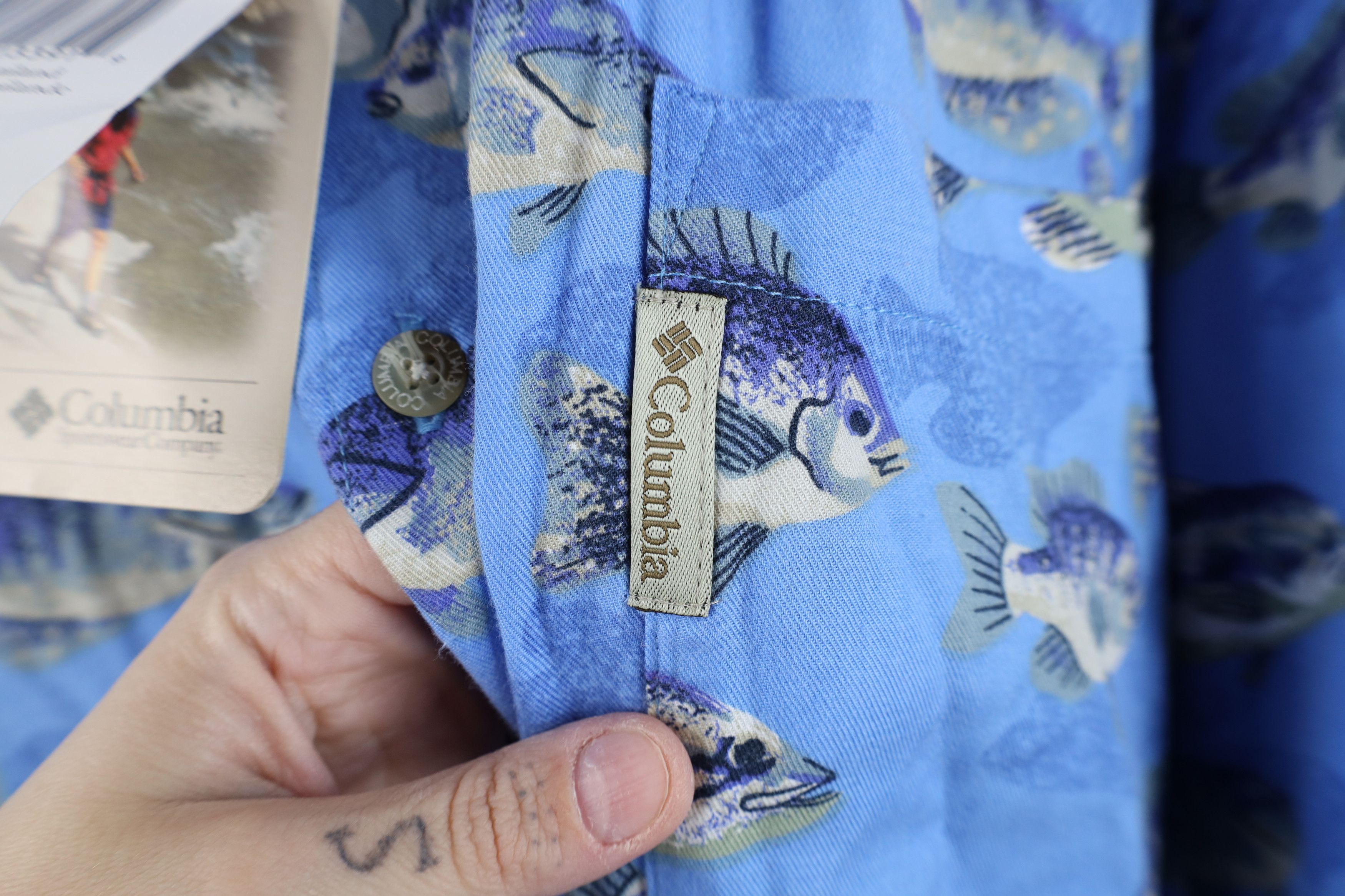 Columbia Deadstock Vintage 90s Columbia All Over Print Button Shirt Size US M / EU 48-50 / 2 - 4 Thumbnail