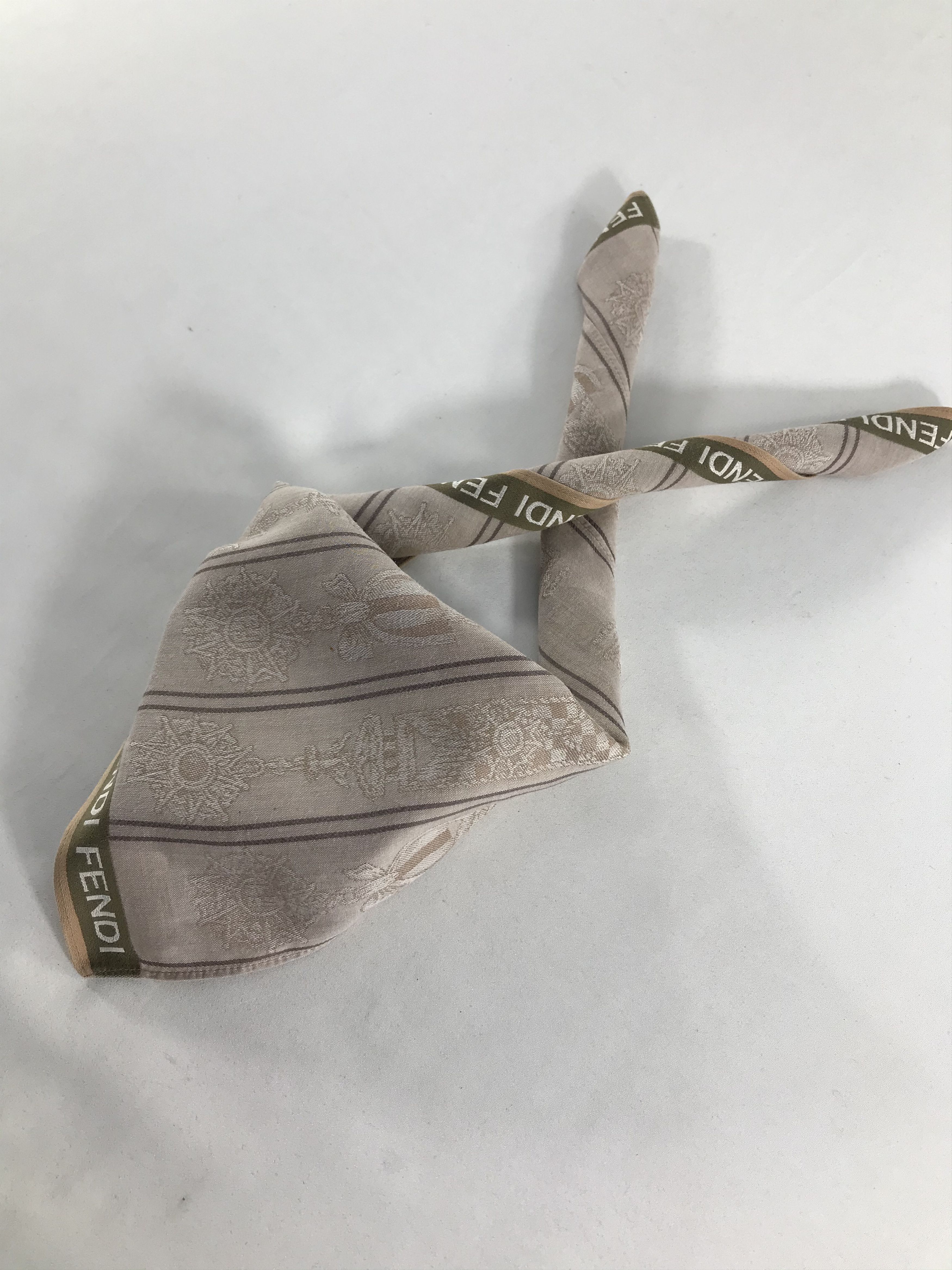 Vintage Fendi Medal of Honor Handkerchief Neckerchief Bandana H11 Size ONE SIZE - 3 Thumbnail