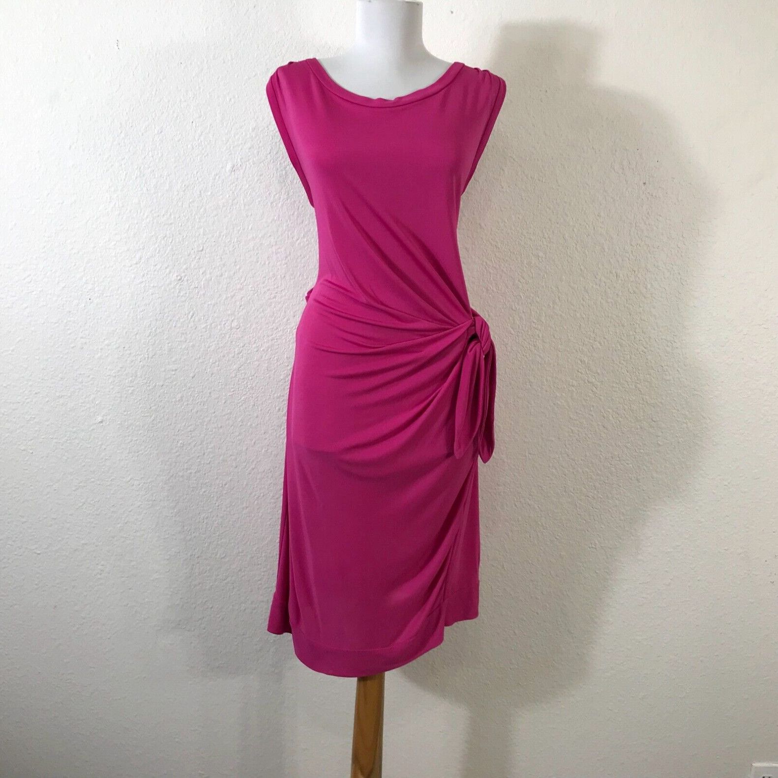image of Diane Von Furstenberg Dress Womens Size 10 Fuchsia Sleeveless Viscose Blend in White