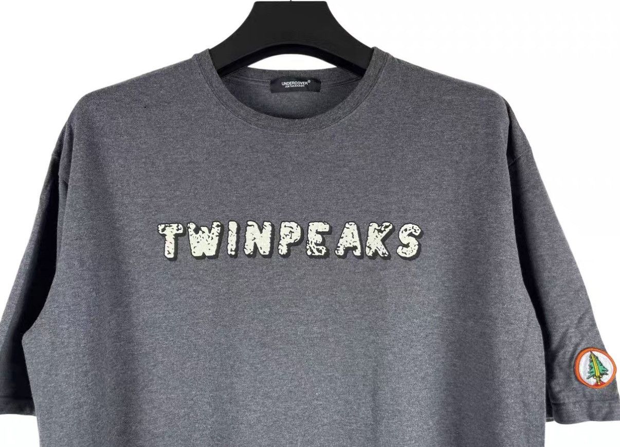 Undercover Undercover AW24 Grey Logo Print T-Shirt J31 Size US L / EU 52-54 / 3 - 3 Thumbnail